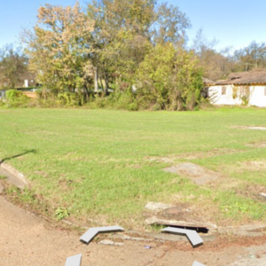 Corner Lot in Phillips County* Helena City* Gas, Power & Water at the Property! *Road Frontage * Great location to build your next home* APN : 704-00476-000