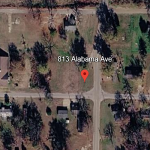 Exciting opportunity awaits in Earl, Arkansas! This charming corner residential property comes fully equipped with power, water, and sewer. Imagine building your dream home here! A warranty deed is ready for you. APN: 208358000000