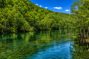 Enjoy Life on this Little Red River Property! – Van Buren County — Flat Lot, Ready to Build, Power & Water, Close to Little Red River Lake ! APN: 4400-02085-0000