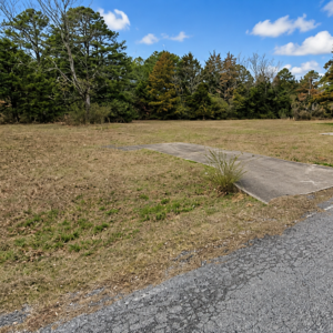Arkansas Residential Property –   Greers Ferry Lake*  Van Buren County — Flat Lot, Ready to Build, Power & Water, Close to the Lake APN: 4400-03261-0000